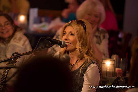 Bluebird Cafe April 25, 2013