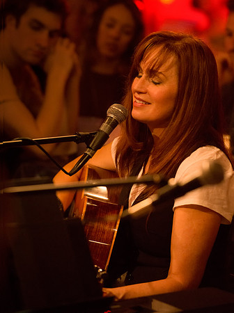 In The Round - Bluebird Cafe April 25, 2013