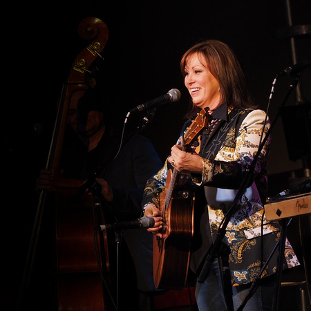Suzy Bogguss