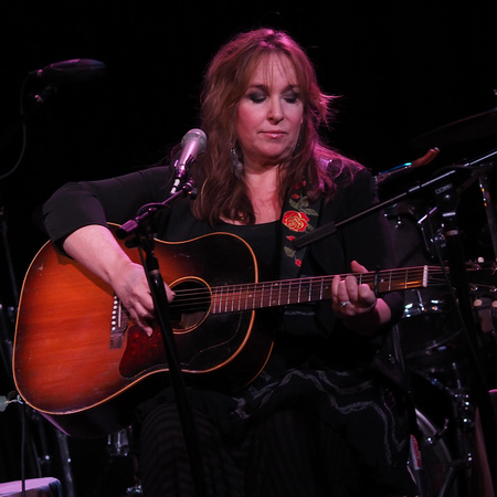 Gretchen Peters