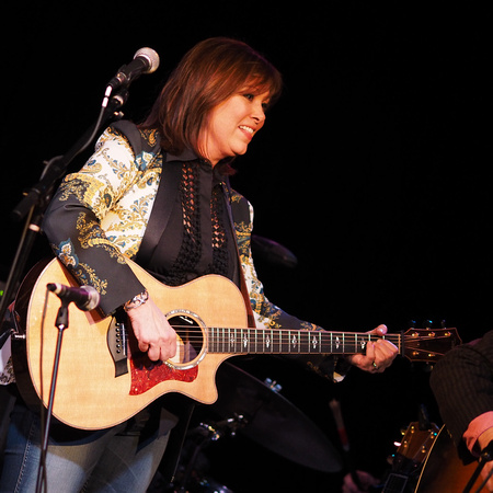 Suzy Bogguss,