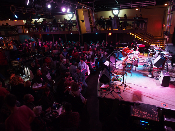Full House @3rd&Lindsley